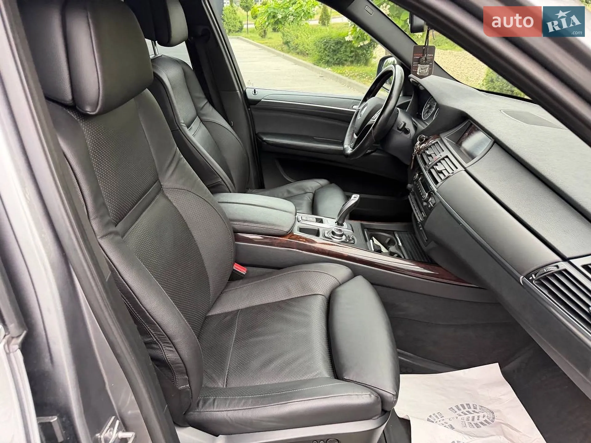 2010 BMW X5 - мініатюра 42