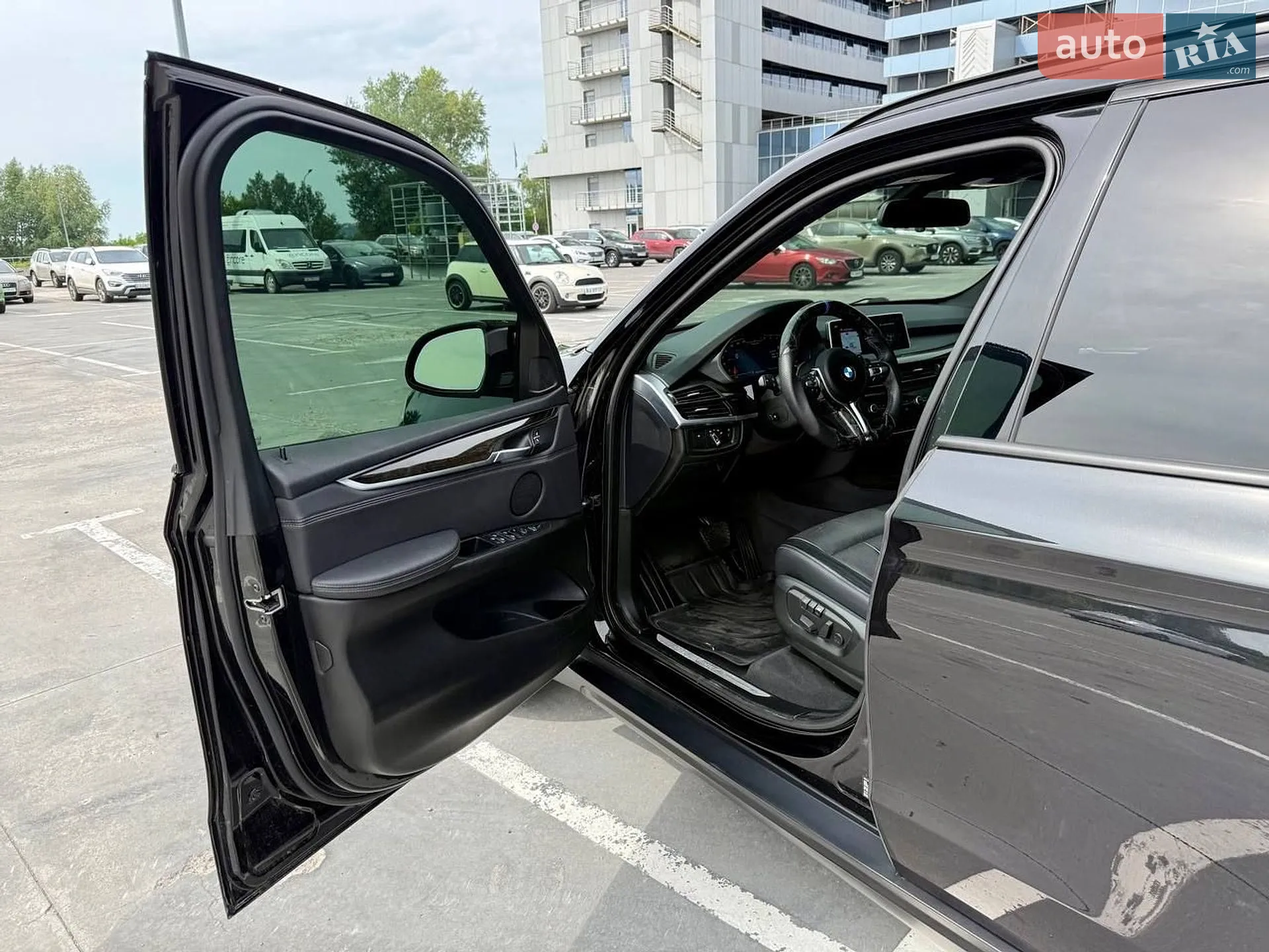 2017 BMW X5 - мініатюра 30