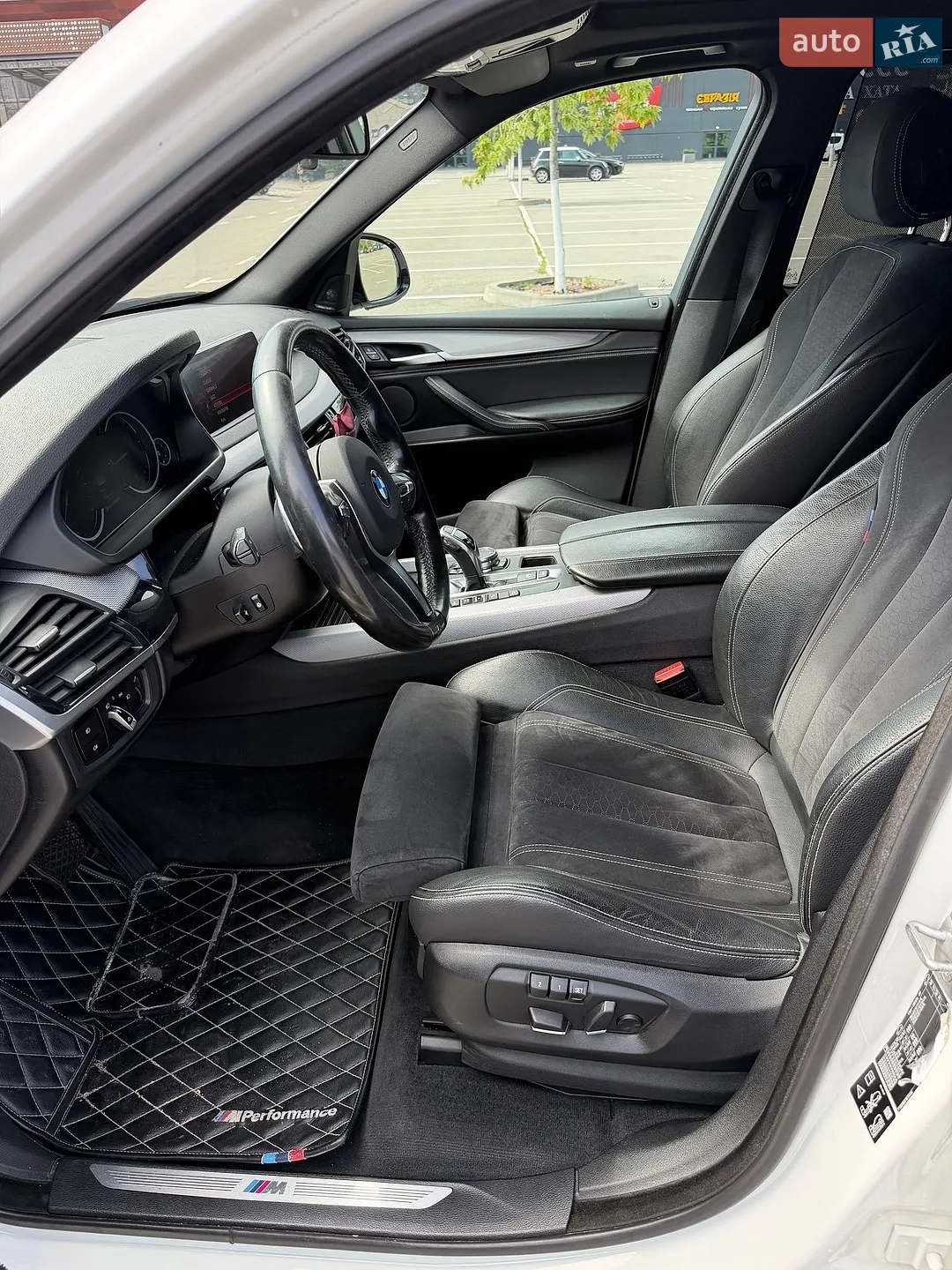 2015 BMW X5 - мініатюра 10