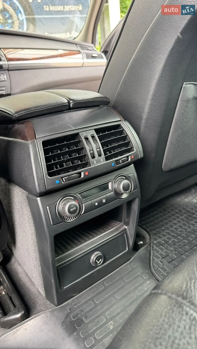 2010 BMW X5 - мініатюра 13