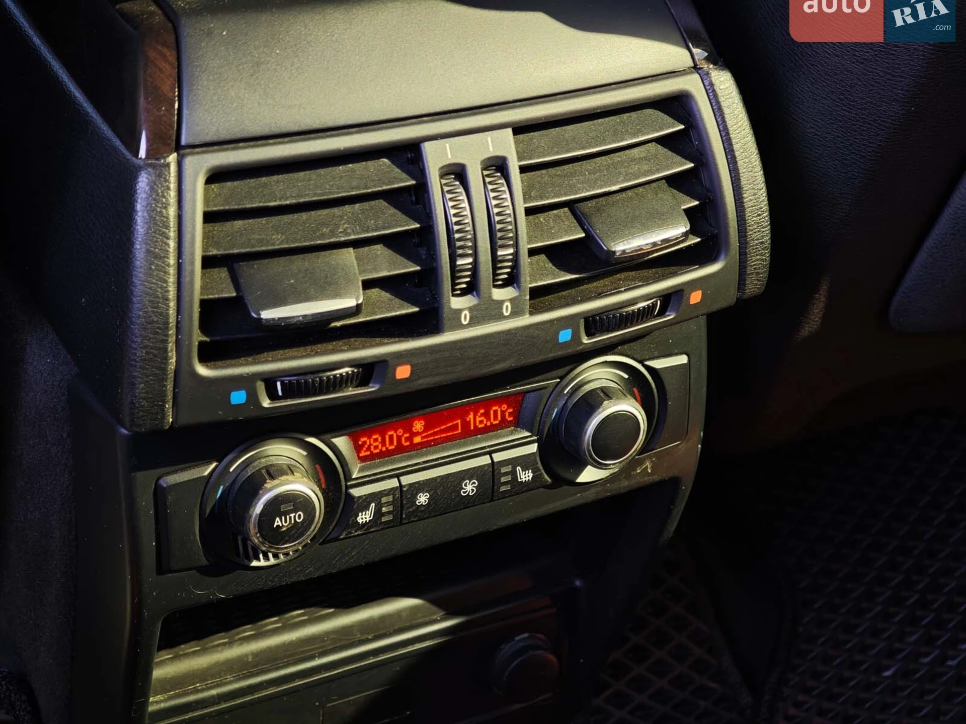 2012 BMW X5 - мініатюра 18