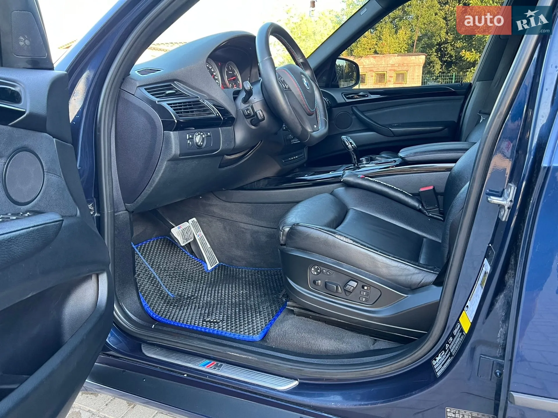 2010 BMW X5 - мініатюра 20
