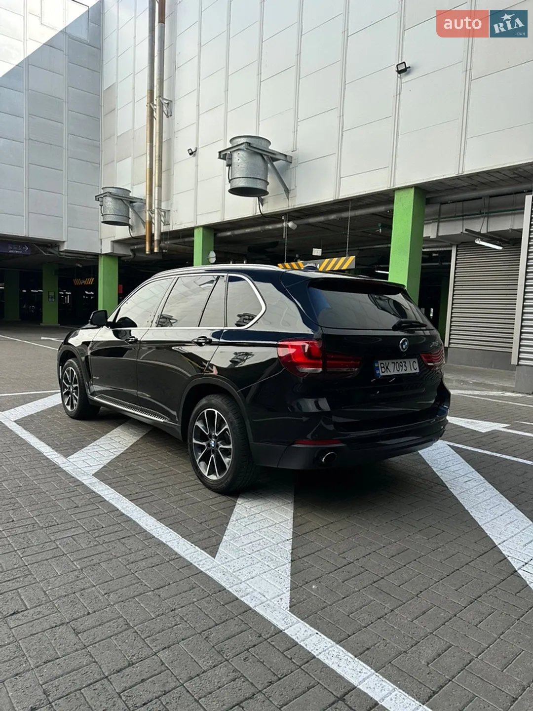 2015 BMW X5 - мініатюра 3