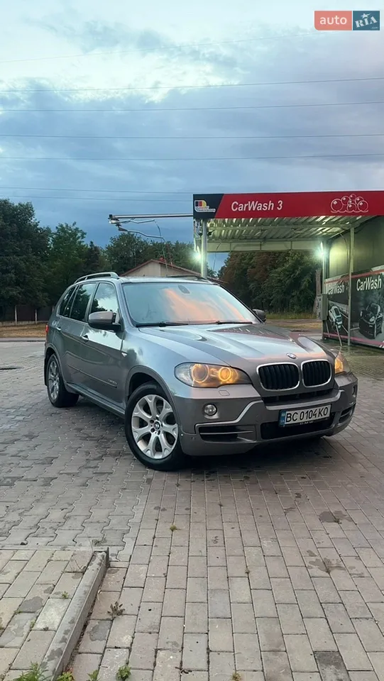 2010 Ford Focus - мініатюра 28