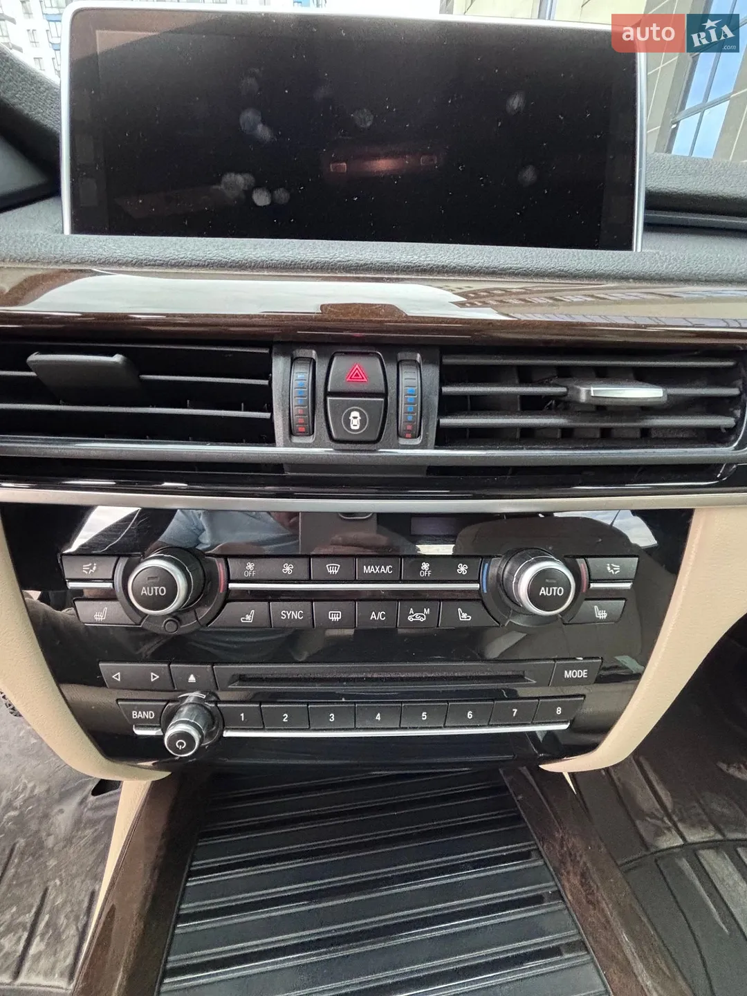 2017 BMW X5 - мініатюра 15