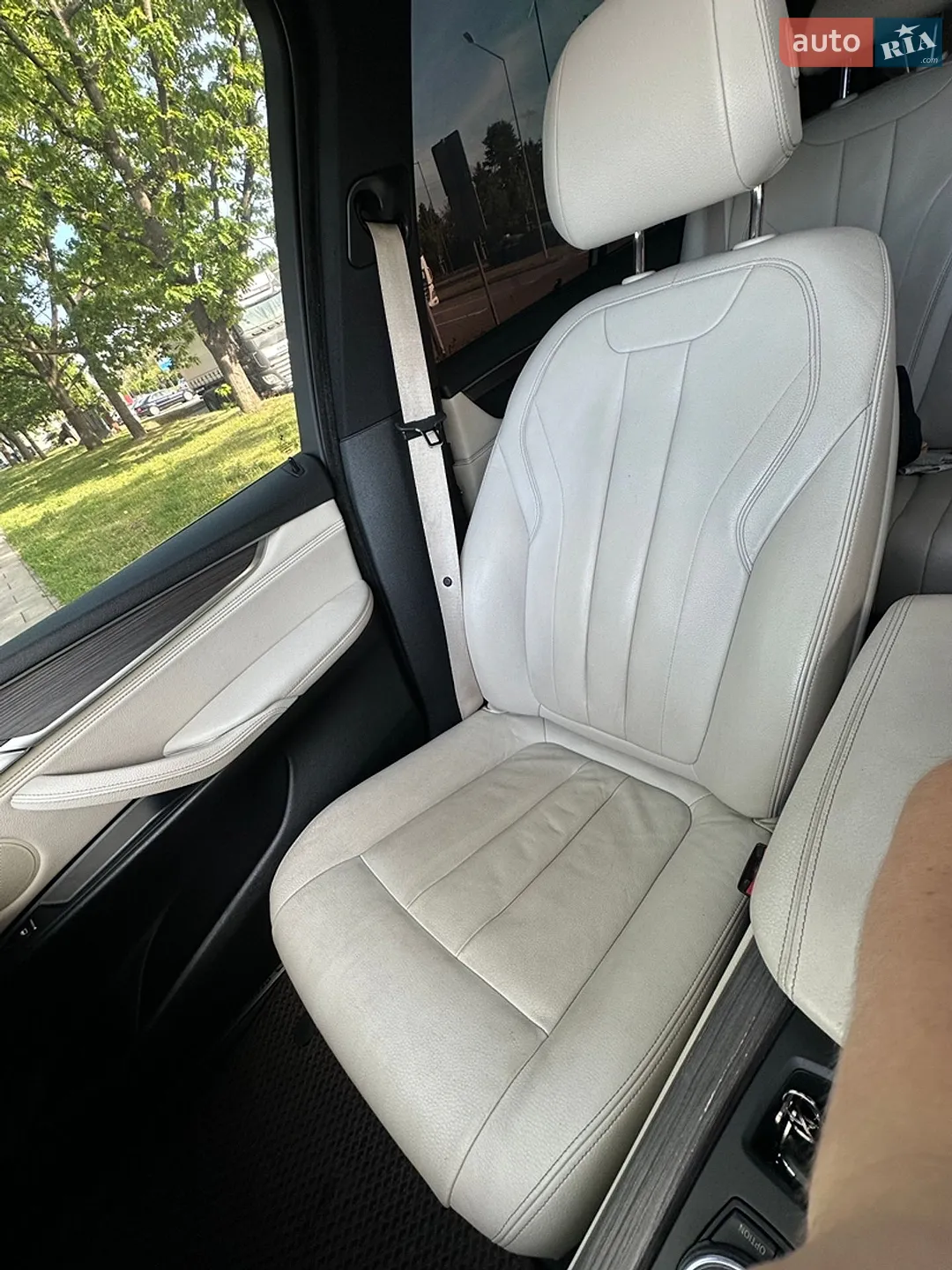2016 BMW X5 - мініатюра 10