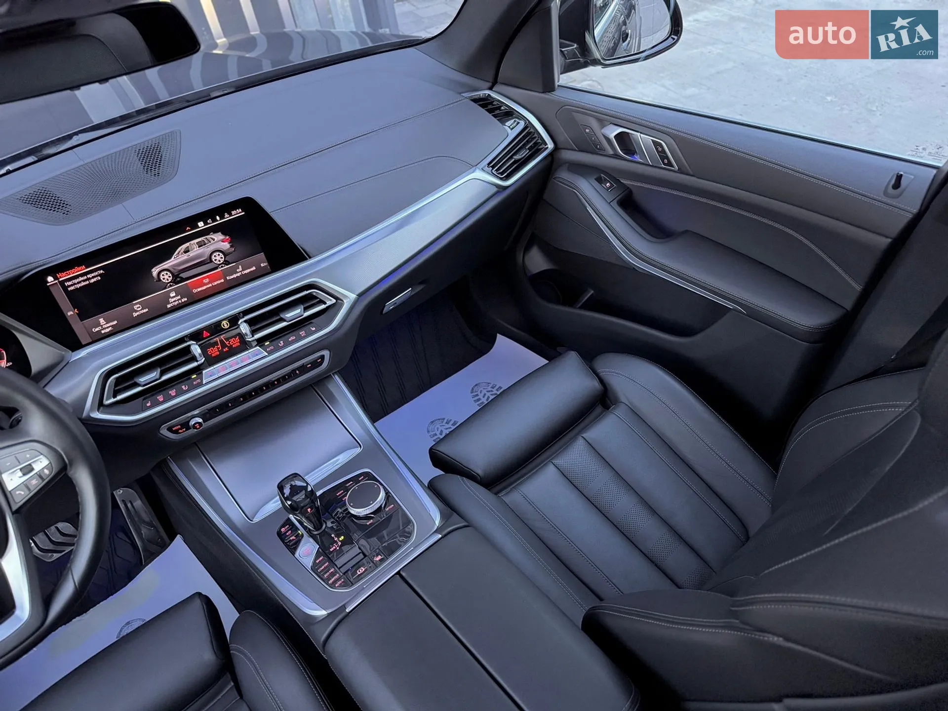 2021 BMW X5 - мініатюра 71