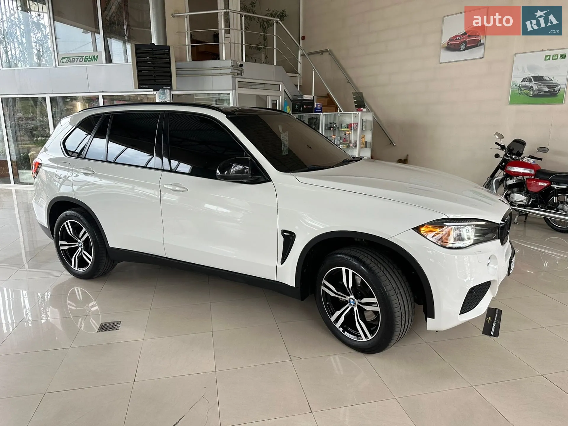 2016 BMW X5 - мініатюра 2