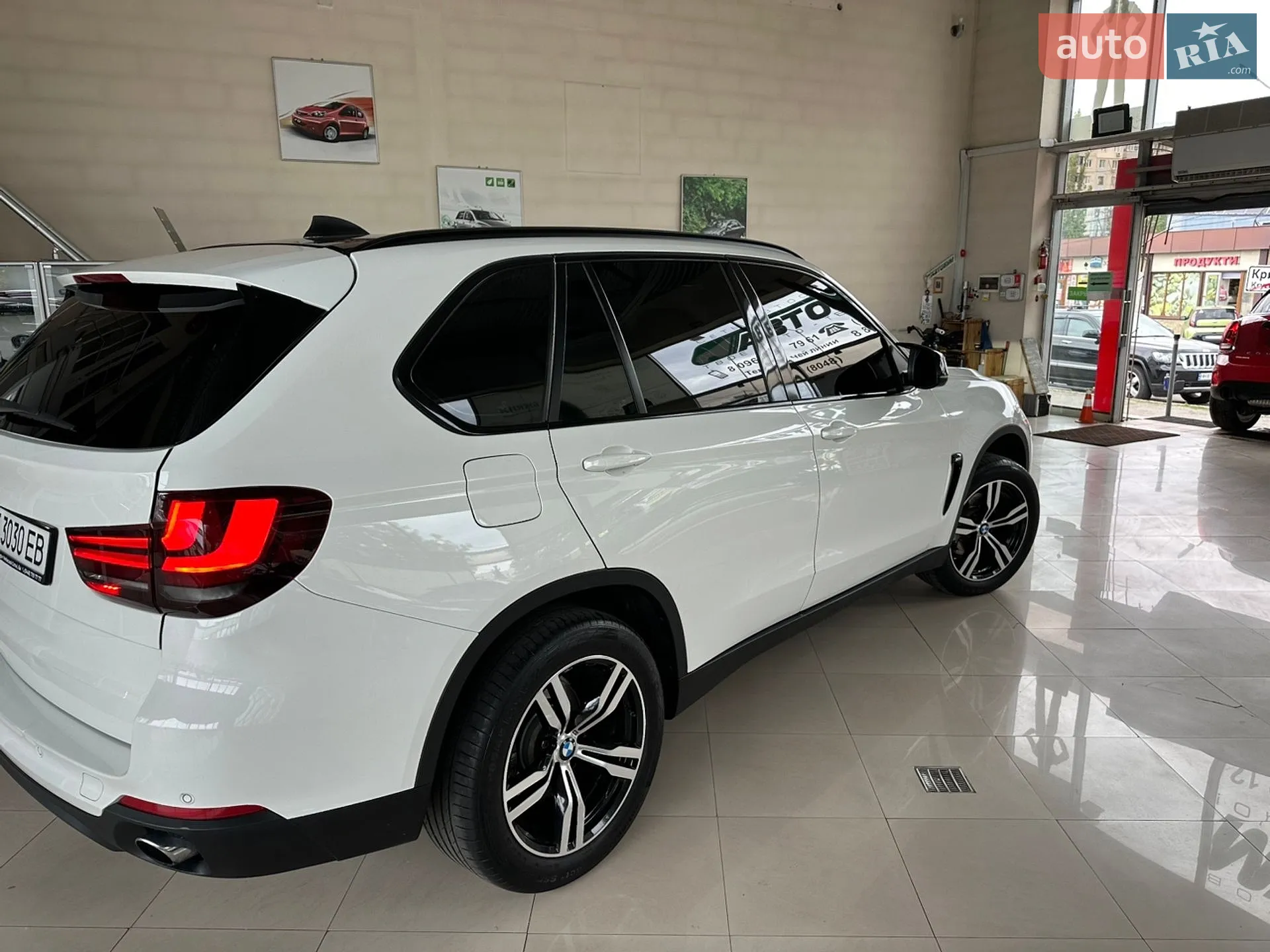 2016 BMW X5 - мініатюра 3