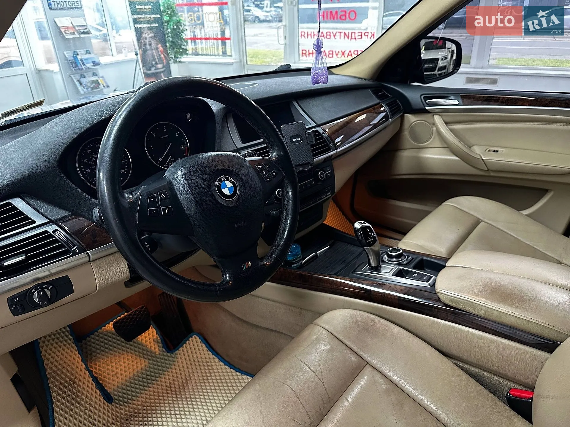 2011 BMW X5 - мініатюра 16