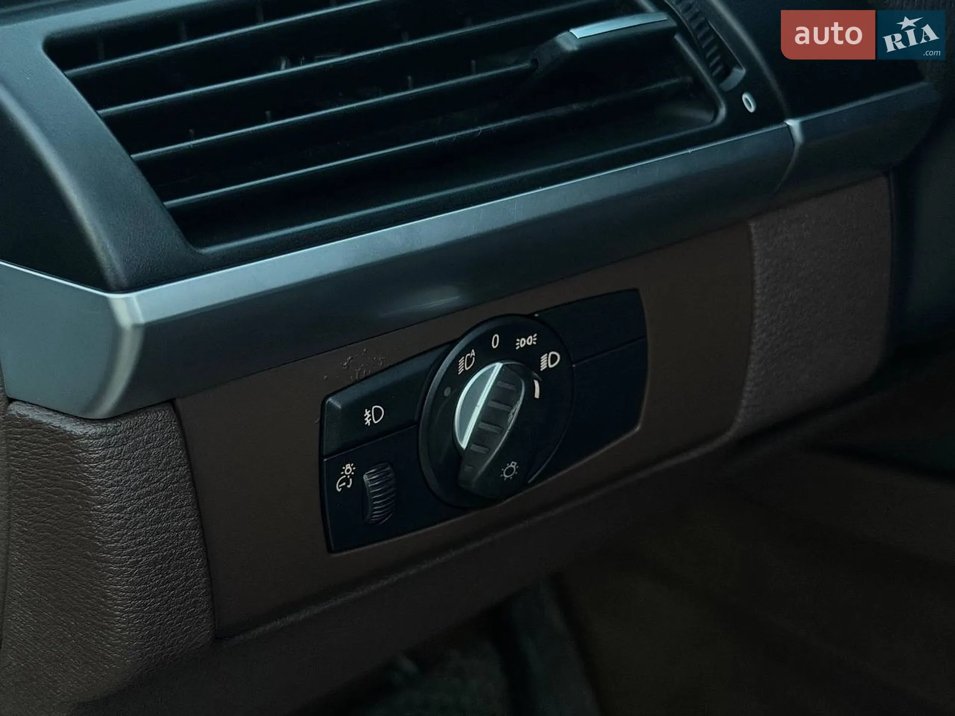 2010 BMW X5 - мініатюра 40