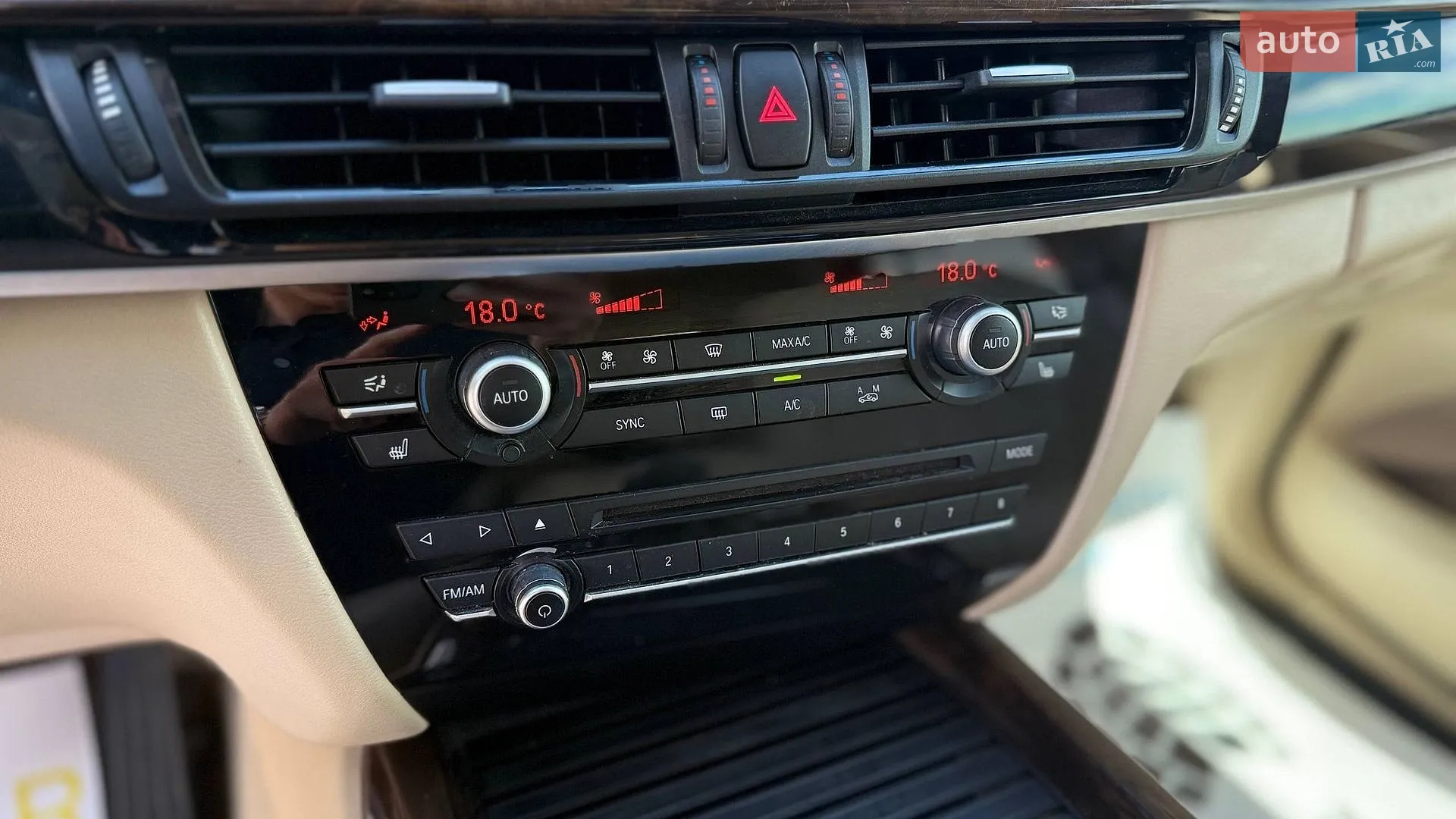 2015 BMW X5 - мініатюра 21