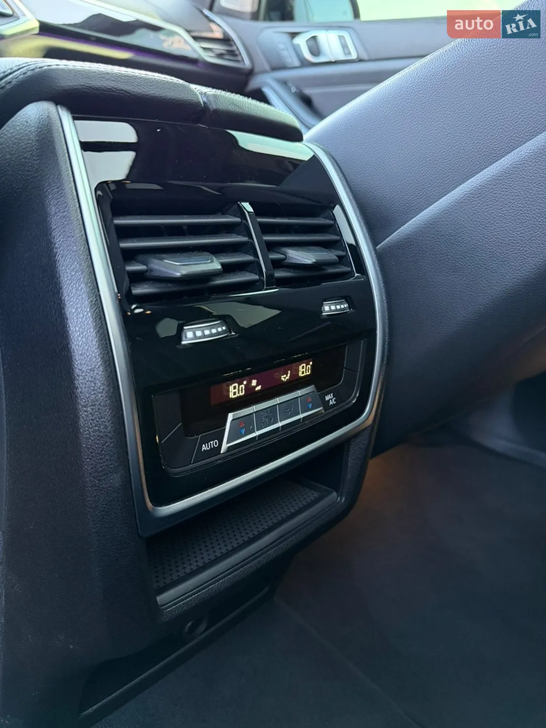 2020 BMW X5 - мініатюра 18