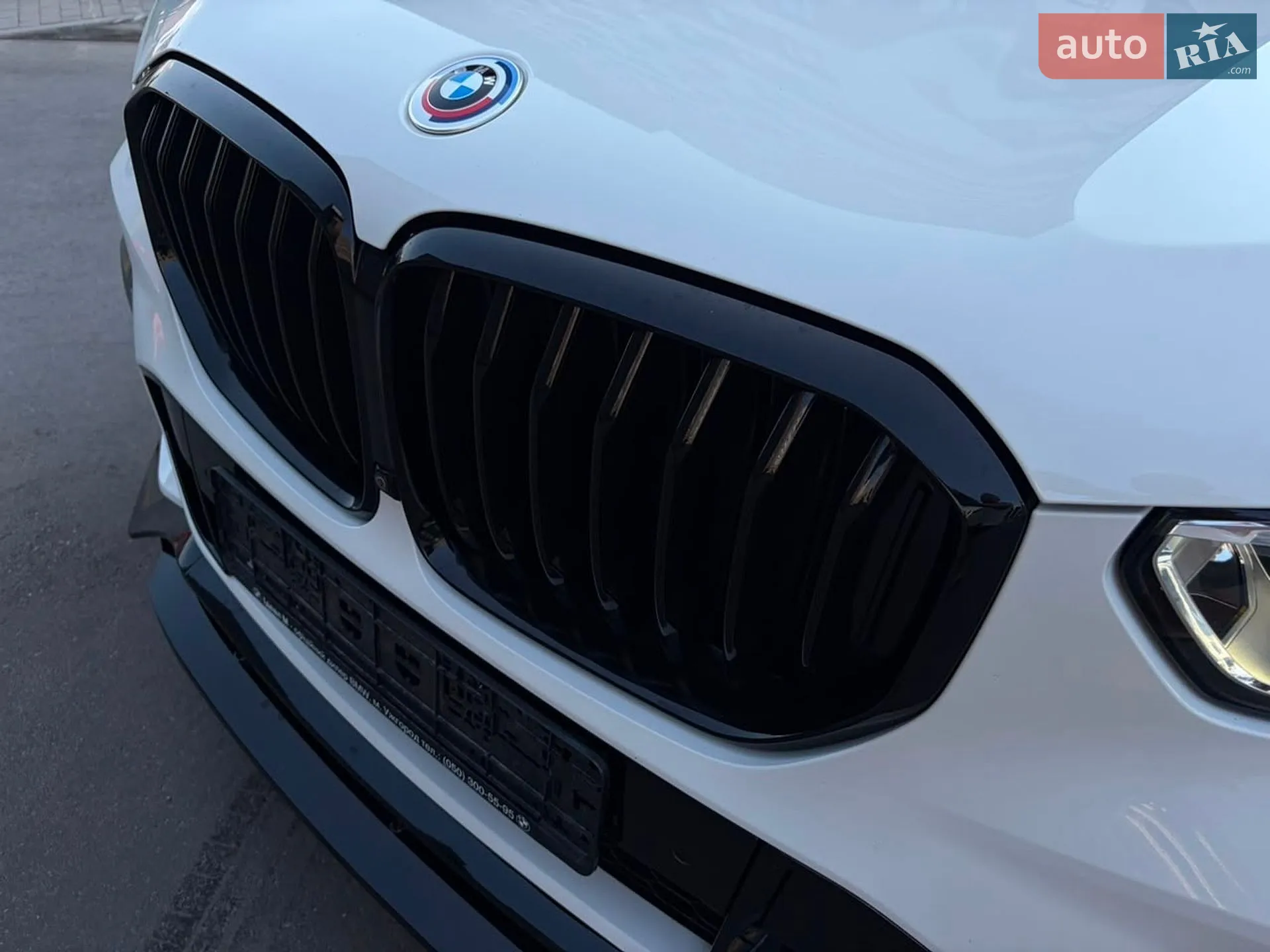 2023 BMW X5 - мініатюра 39