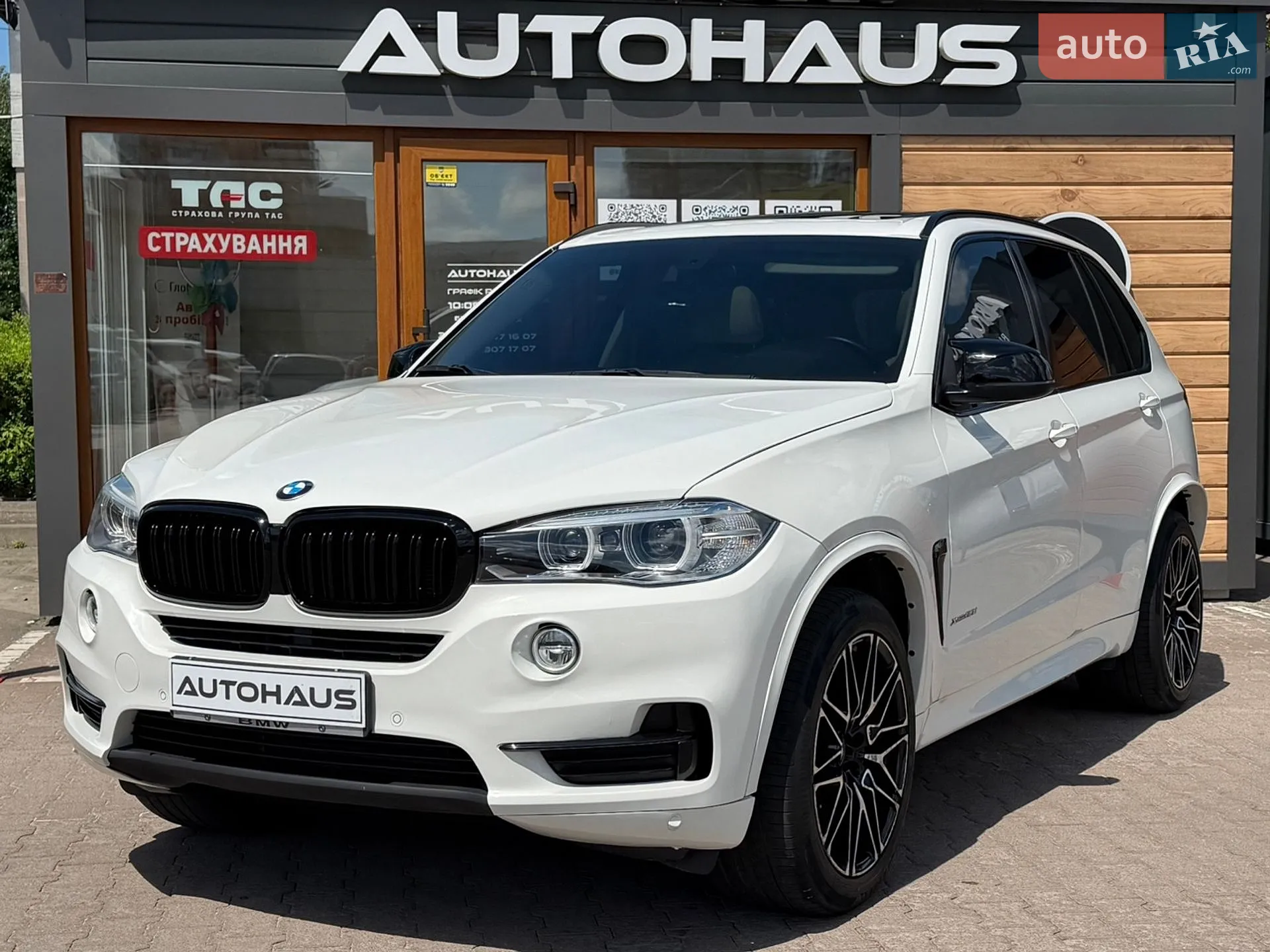 2016 BMW X5 - мініатюра 3