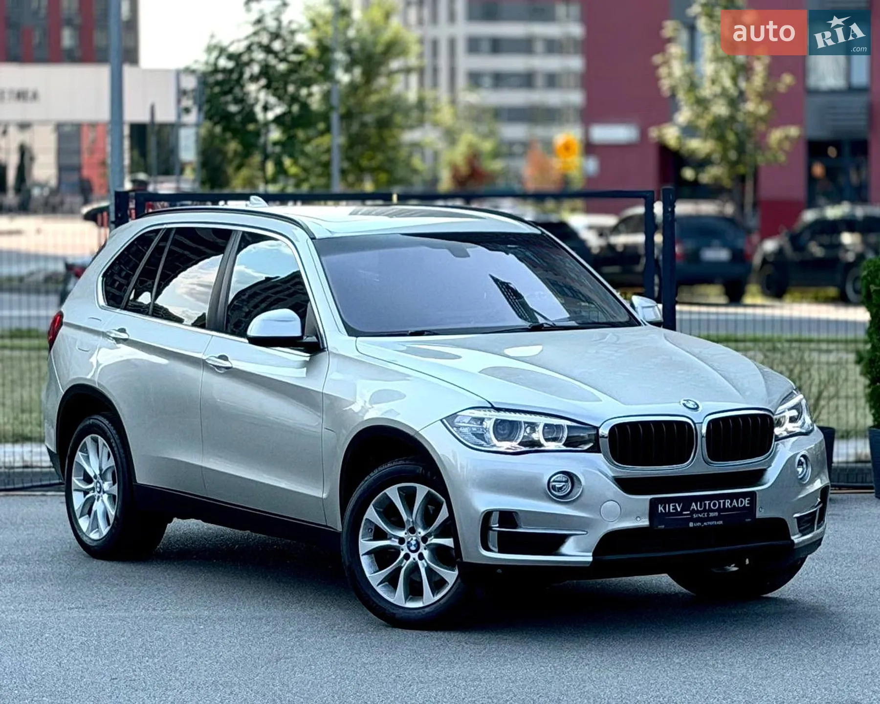 2015 BMW X5 - мініатюра 2