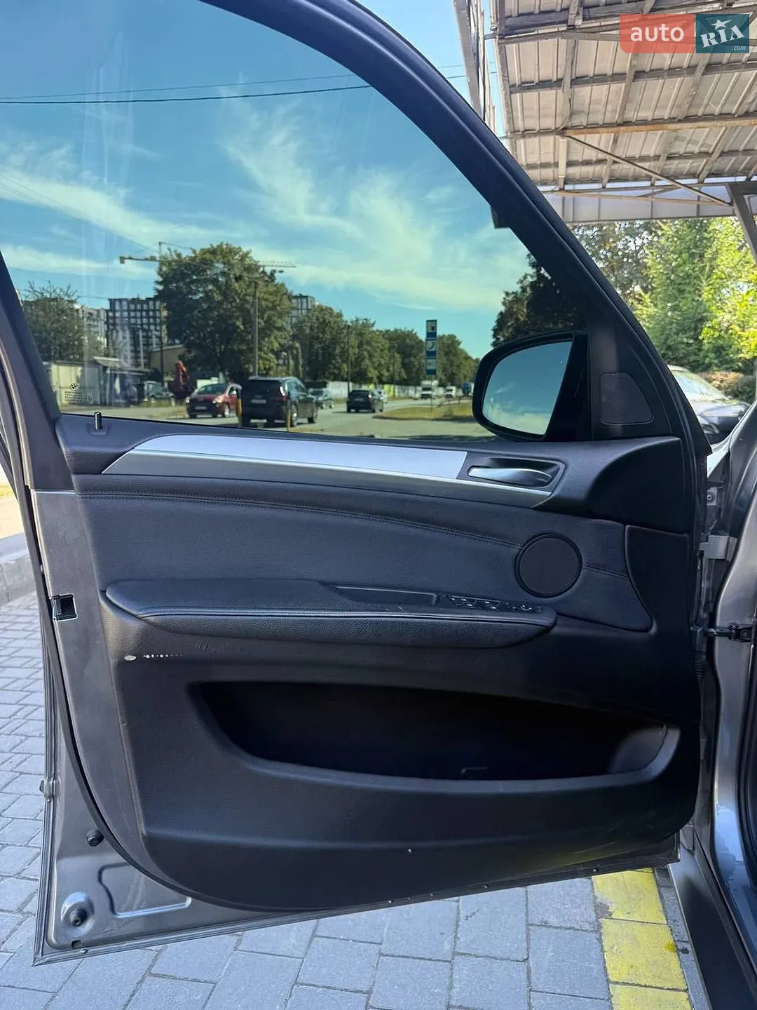 2010 BMW X5 - мініатюра 17