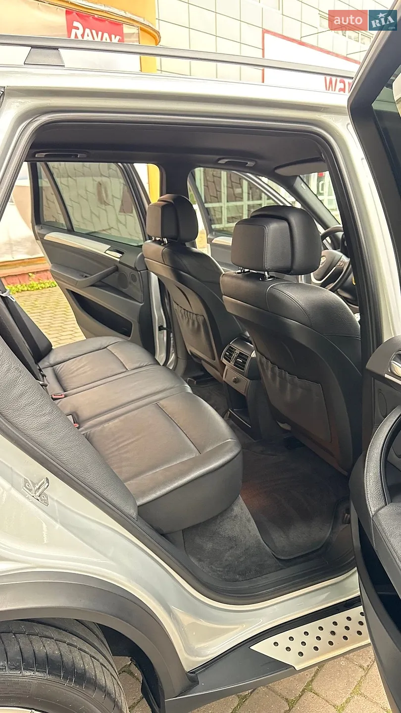 2010 BMW X5 - мініатюра 42