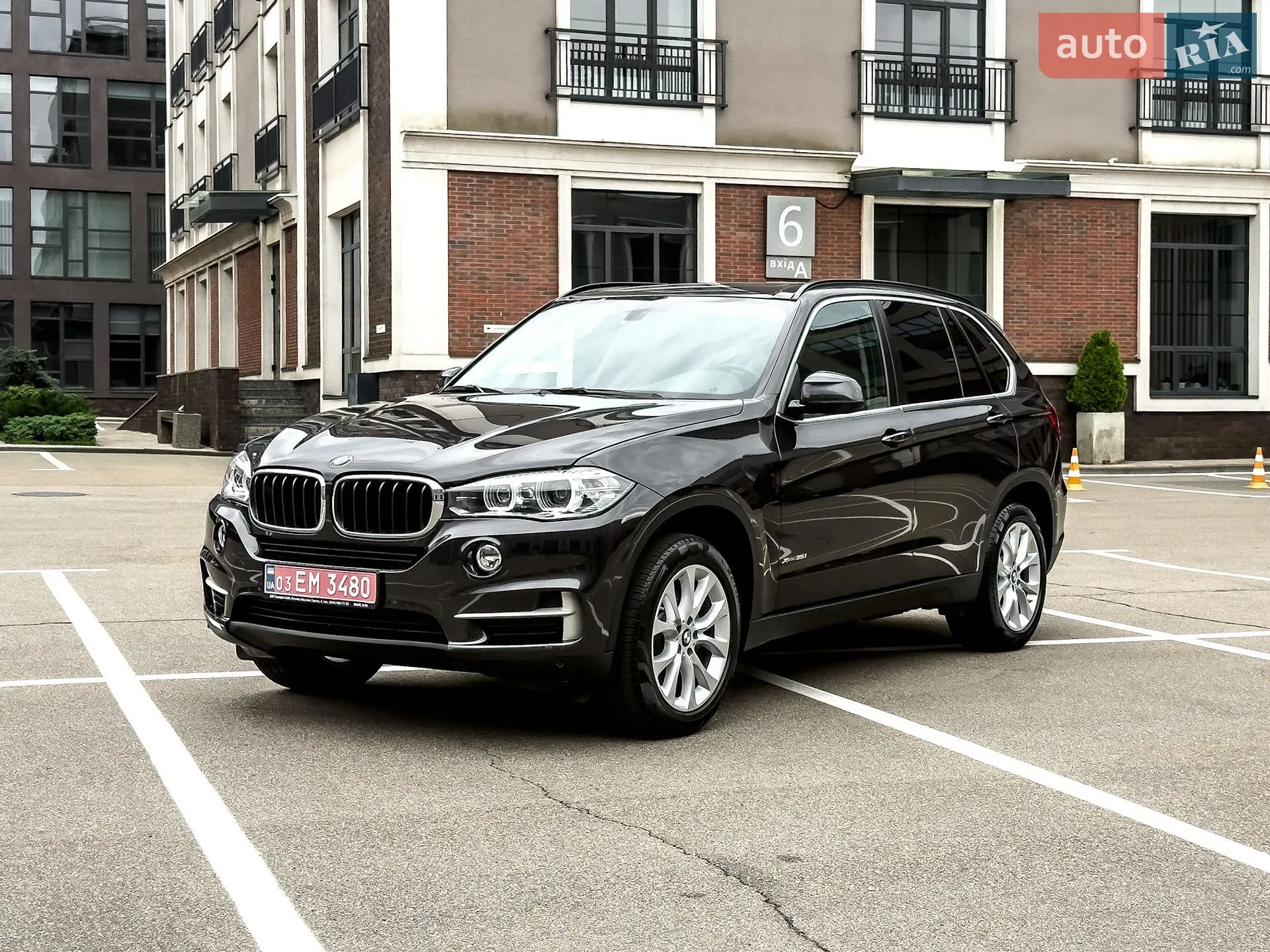2016 BMW X5 - мініатюра 4