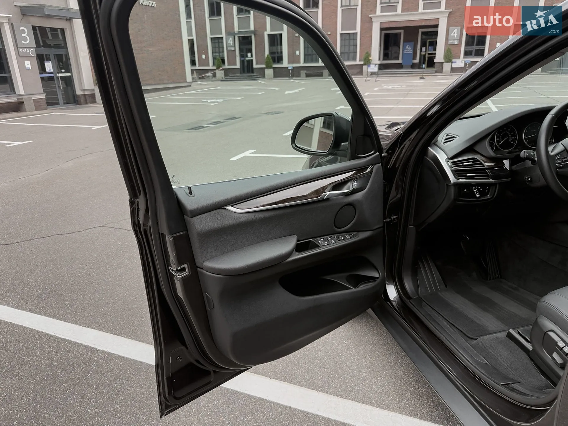 2016 BMW X5 - мініатюра 38