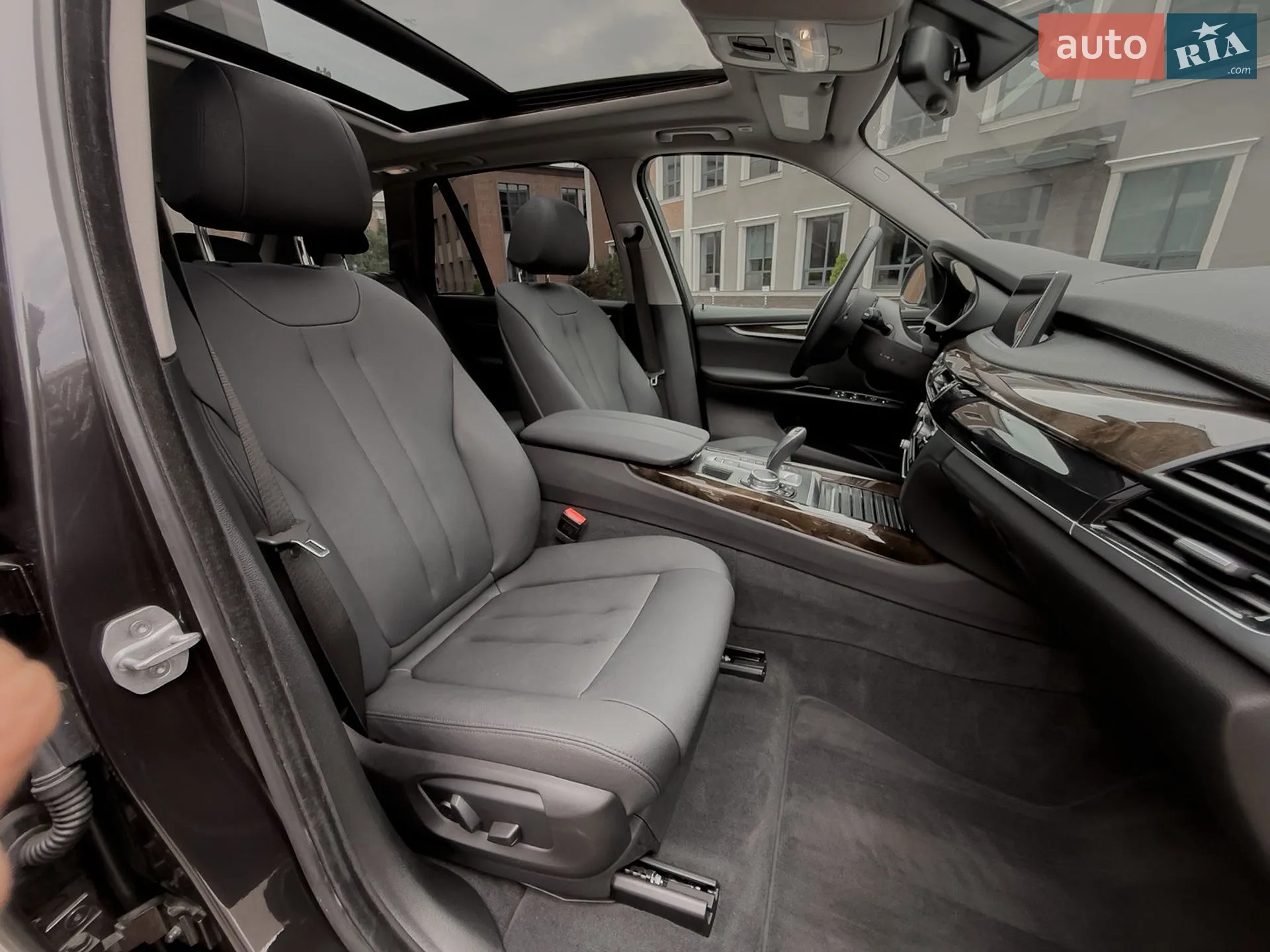 2016 BMW X5 - мініатюра 51