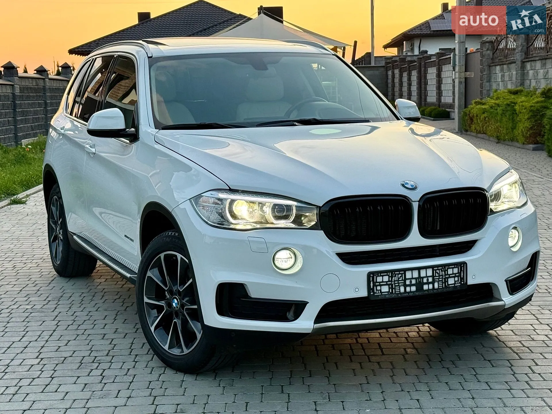 2015 BMW X5 - мініатюра 2