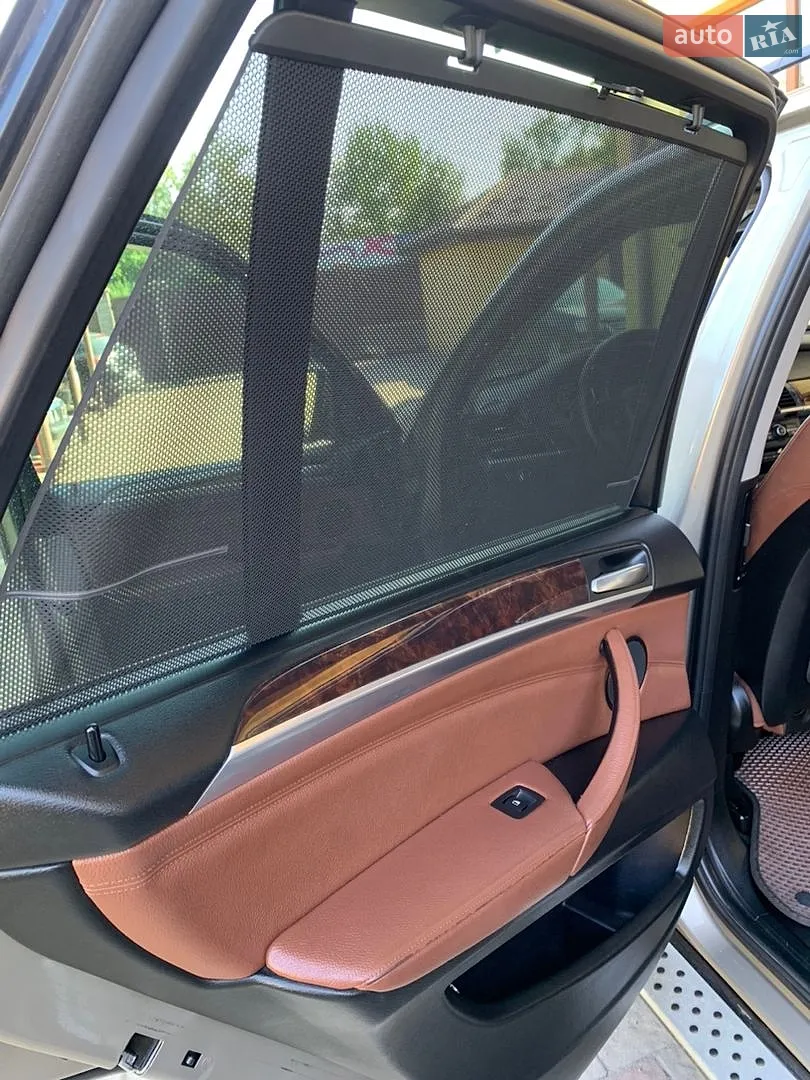 2010 BMW X5 - мініатюра 24
