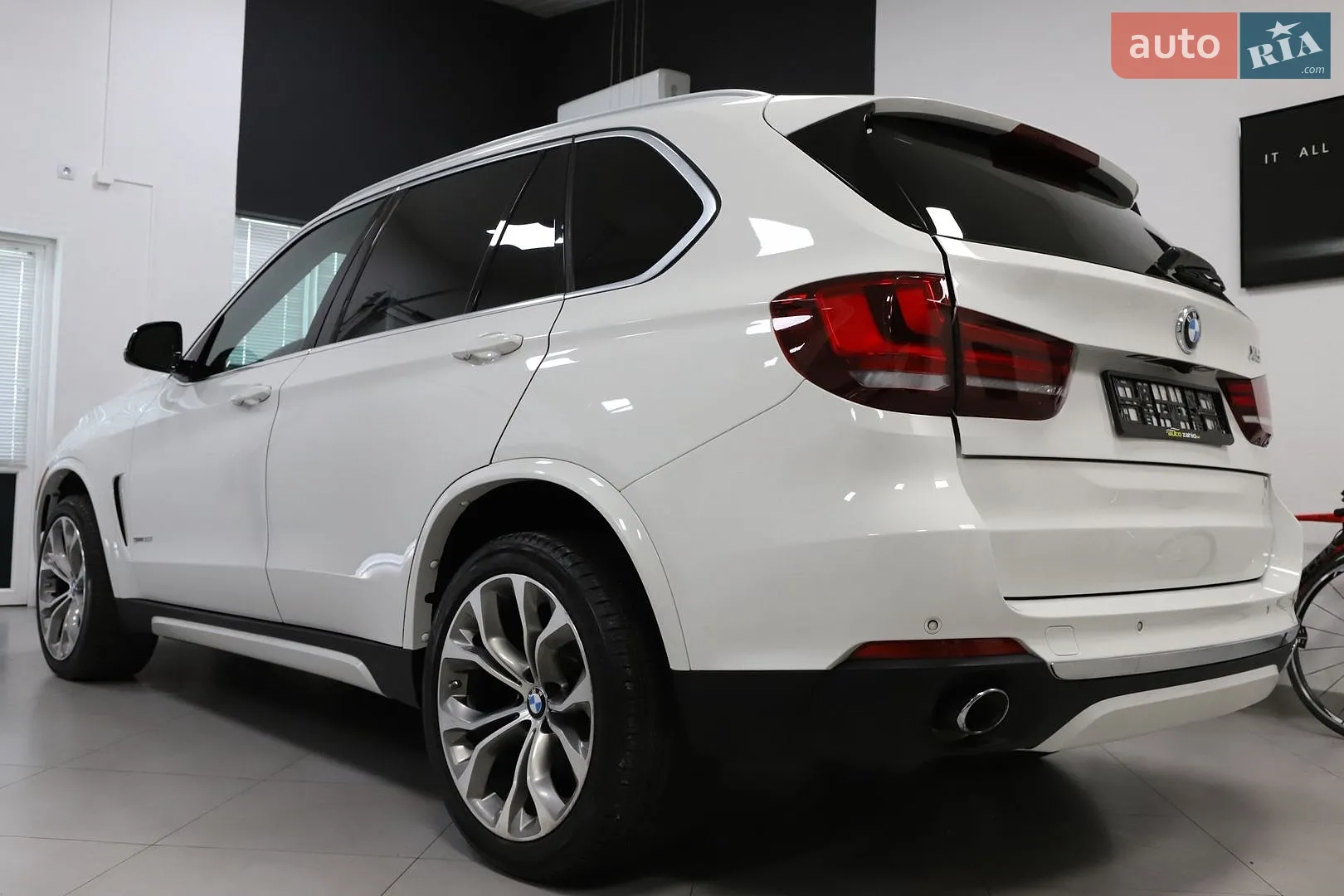 2016 BMW X5 - мініатюра 14