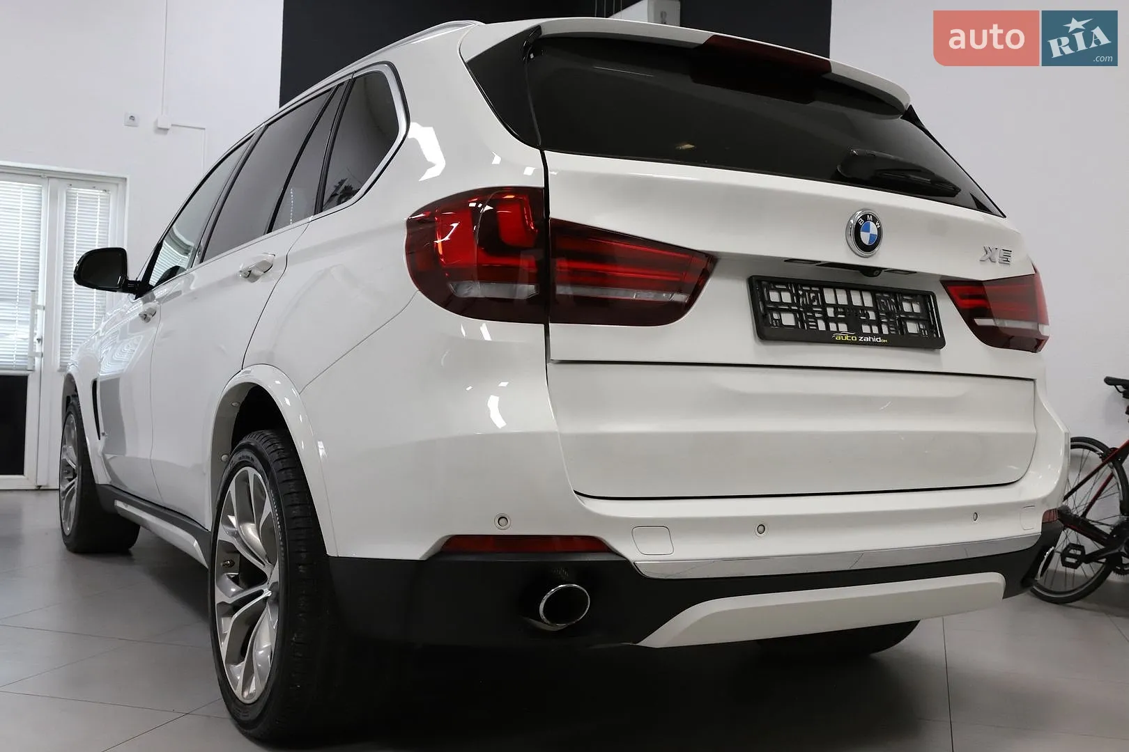 2016 BMW X5 - мініатюра 15