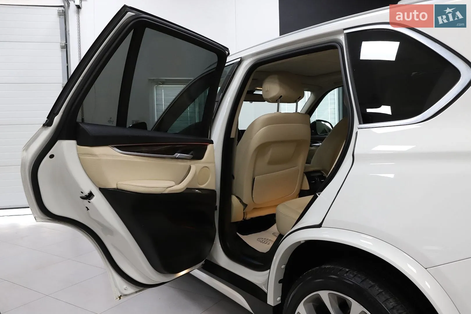 2016 BMW X5 - мініатюра 32