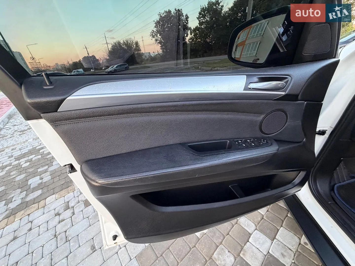 2011 BMW X5 - мініатюра 28