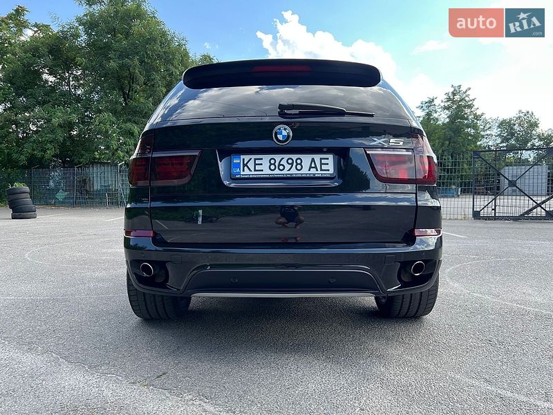 Внедорожник / Кроссовер BMW X5 2010 в Днепре