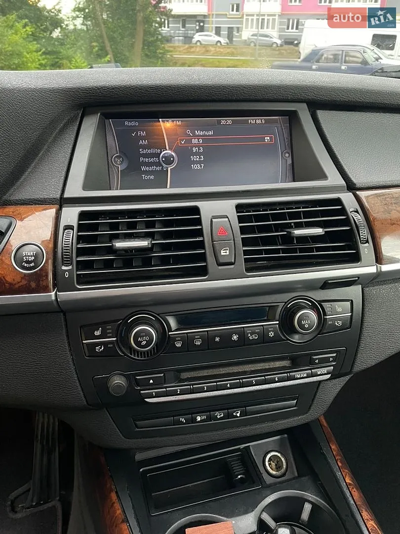 2011 BMW X5 - мініатюра 18