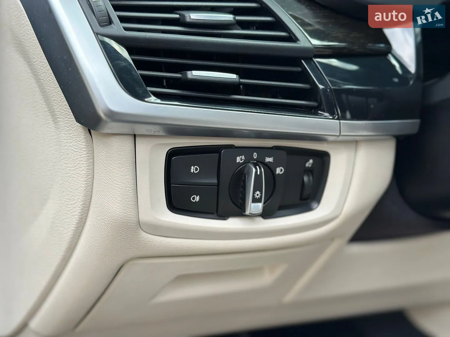 2016 BMW X5 - мініатюра 18