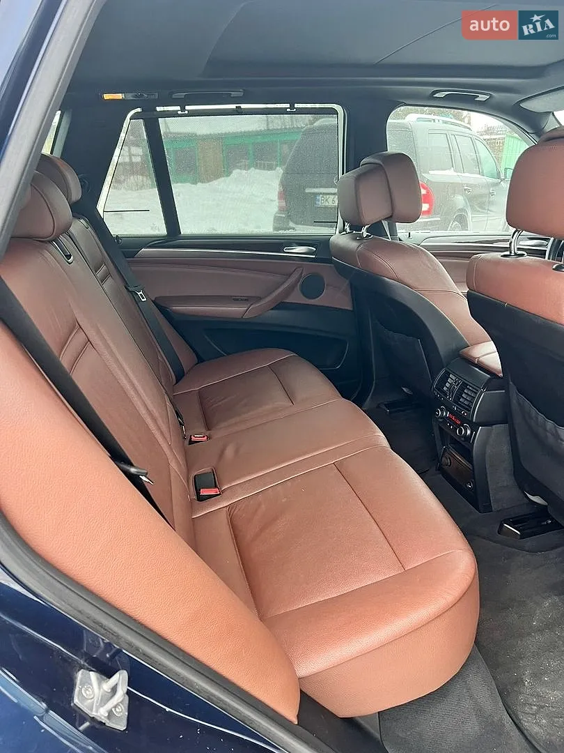 2010 BMW X5 - мініатюра 8
