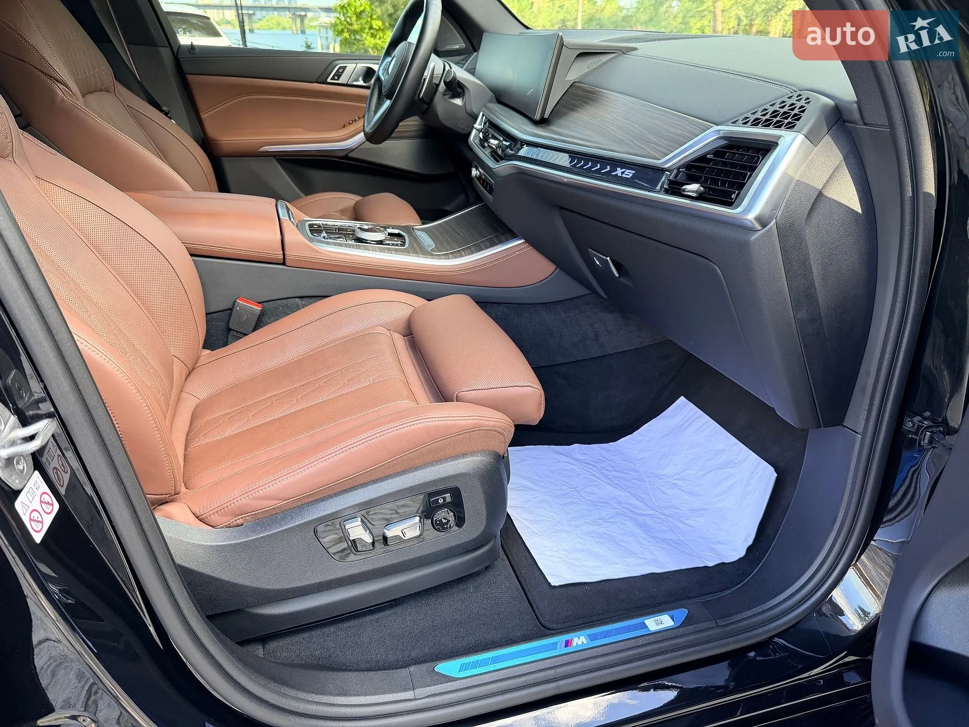 2023 BMW X5 - мініатюра 148