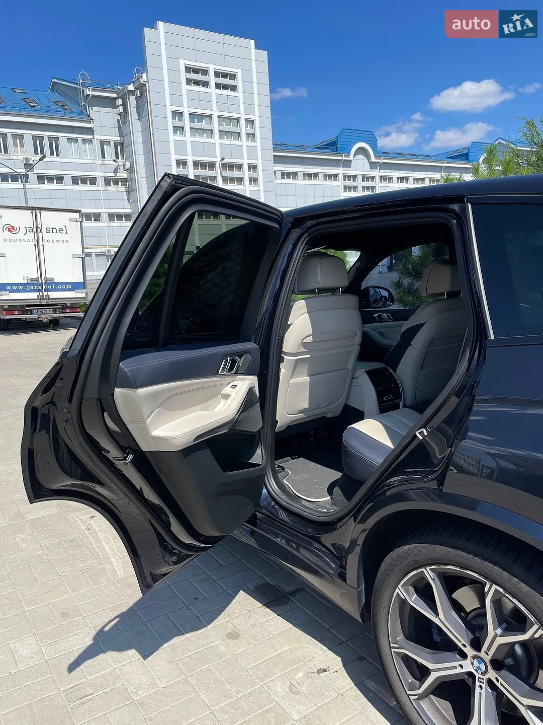 2020 BMW X5 - мініатюра 13