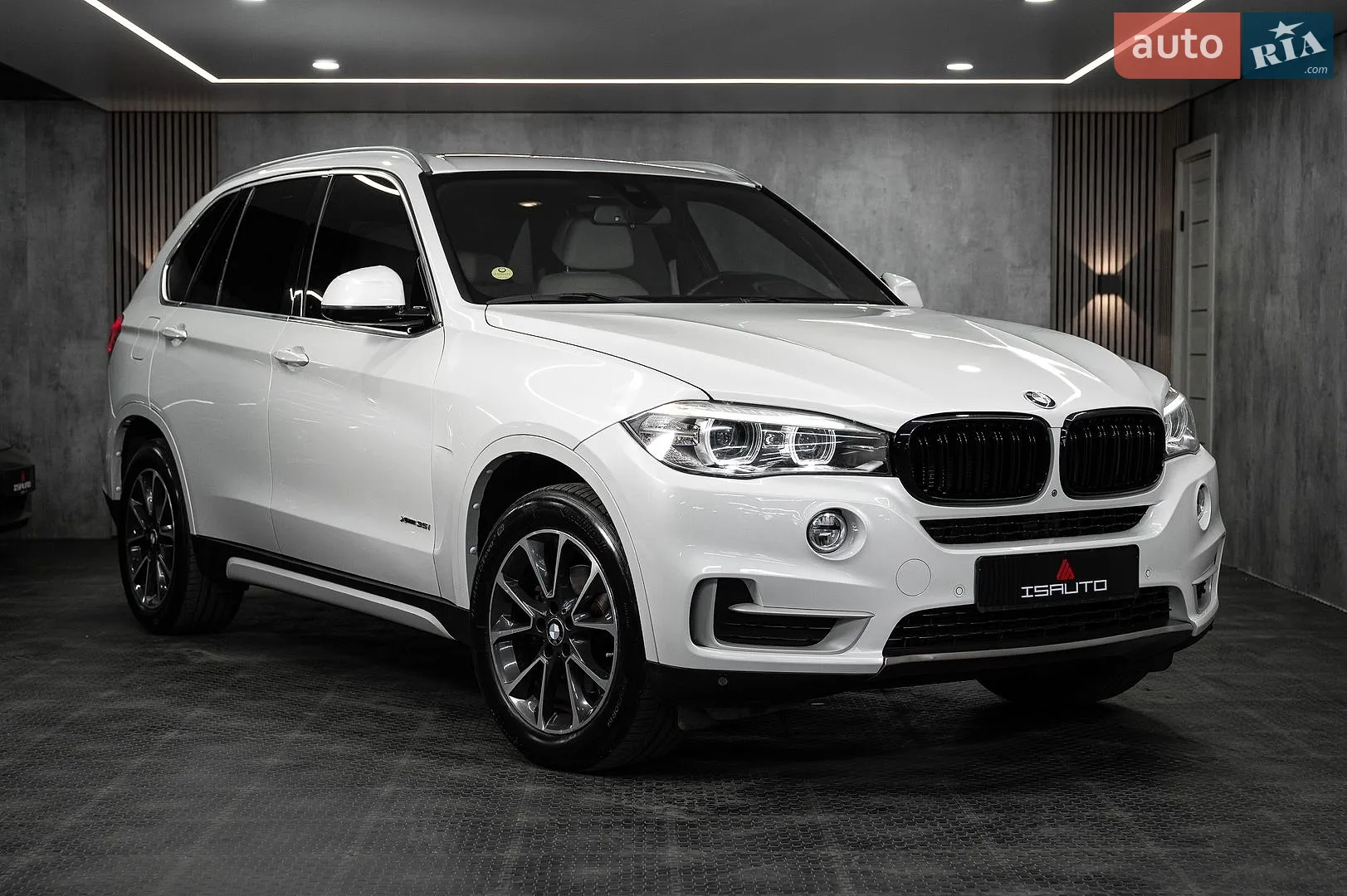 2017 BMW X5 - мініатюра 4