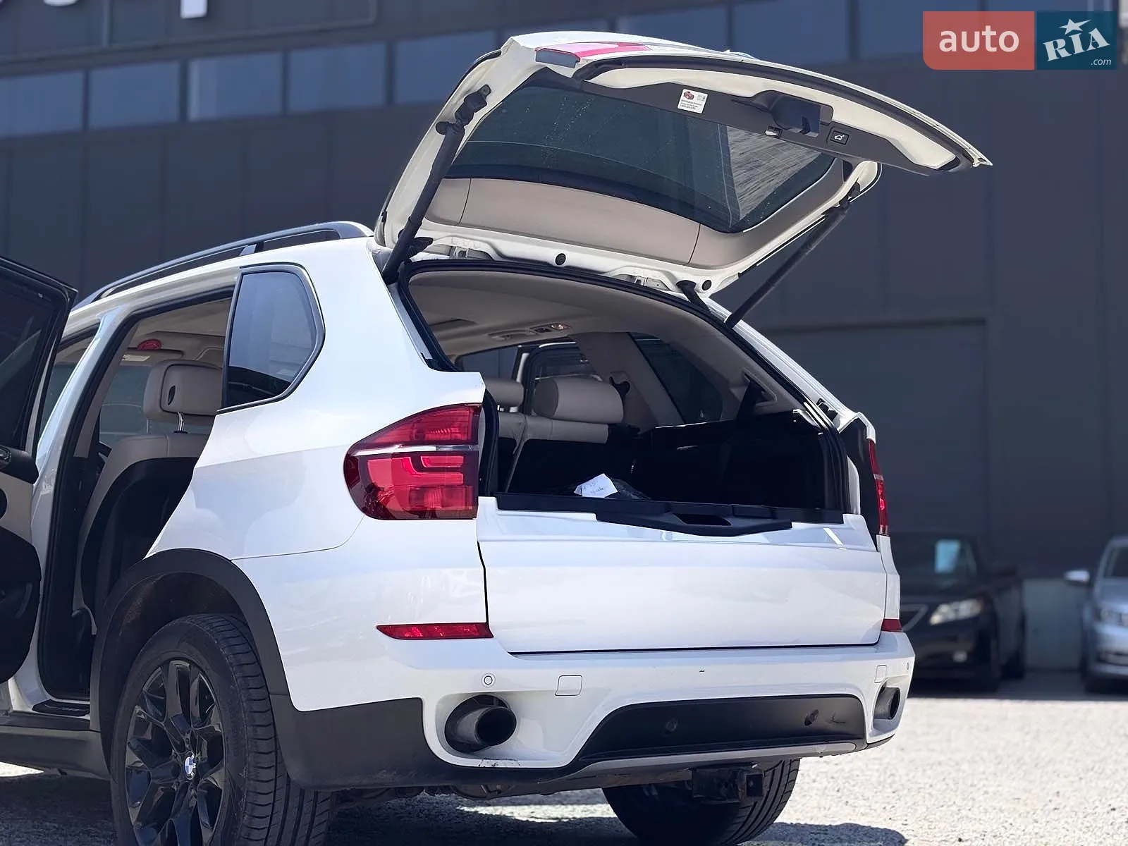 2011 BMW X5 - мініатюра 22
