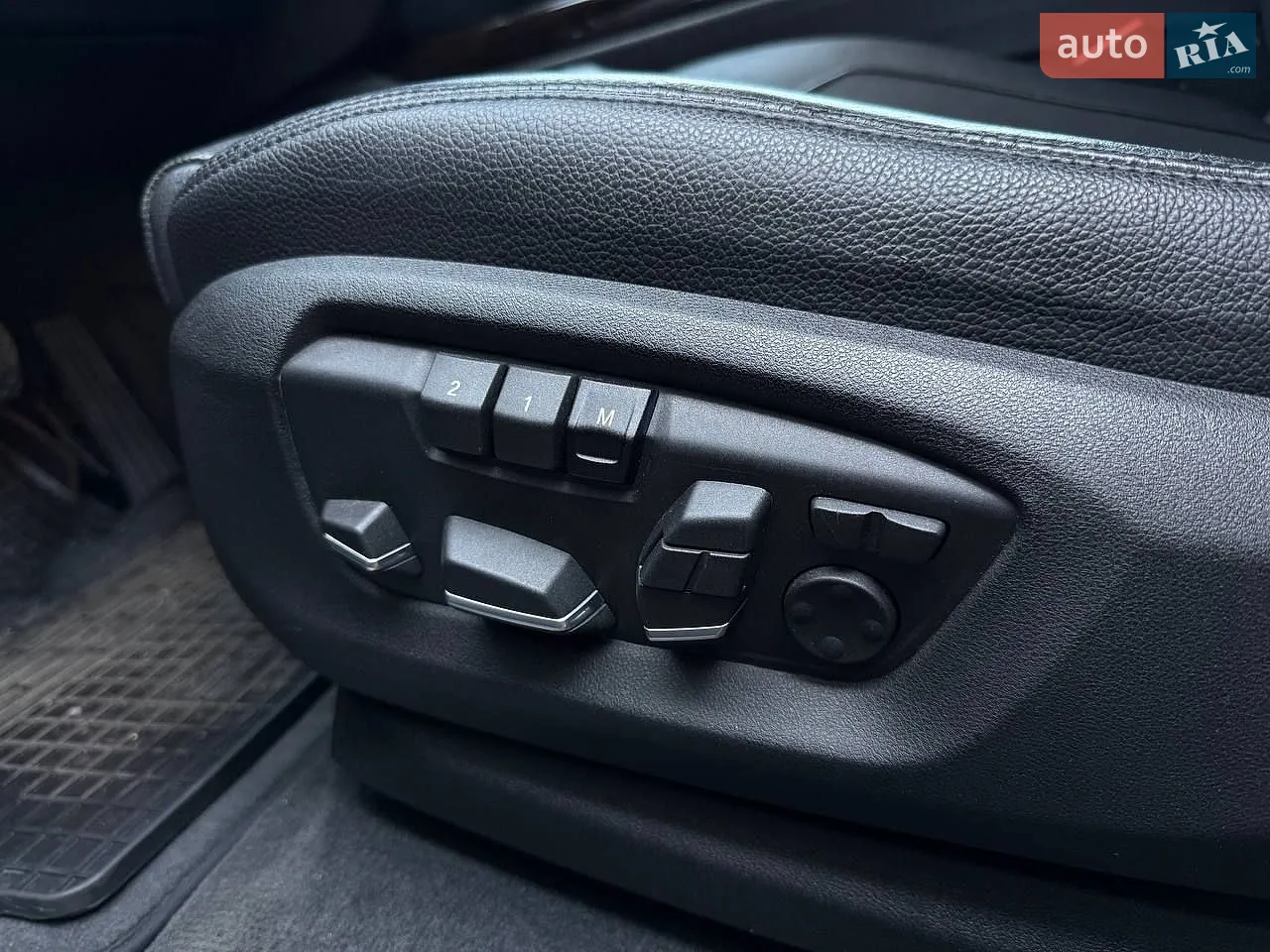 2013 BMW X5 - мініатюра 21