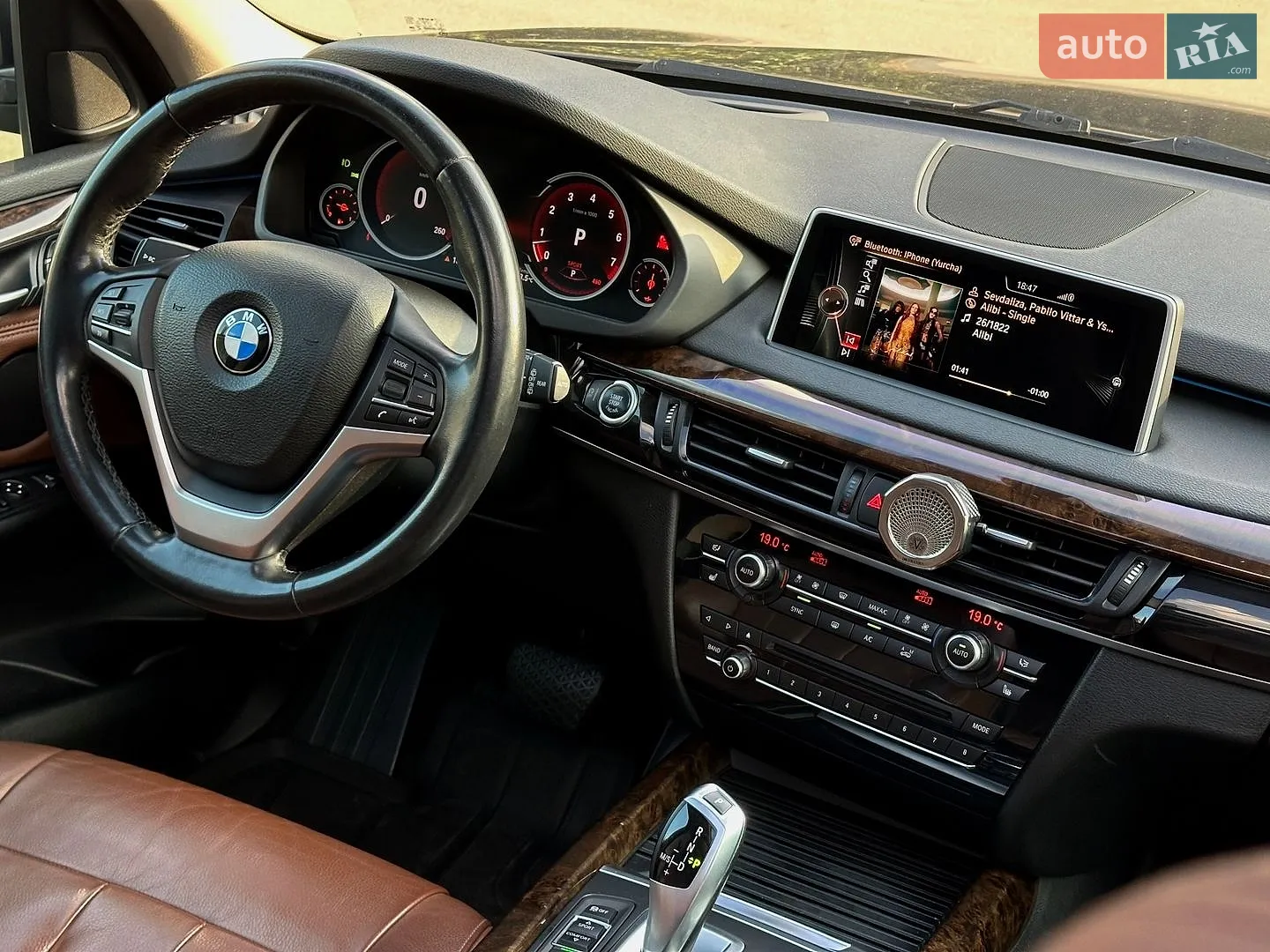 2015 BMW X5 - мініатюра 18