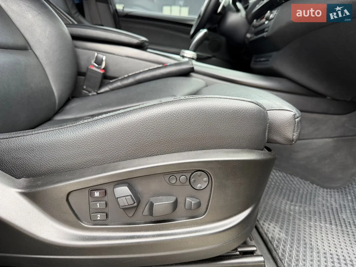 2012 BMW X5 - мініатюра 26