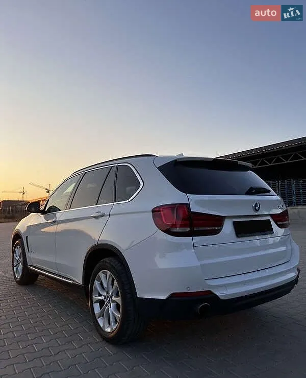 2015 BMW X5 - мініатюра 3