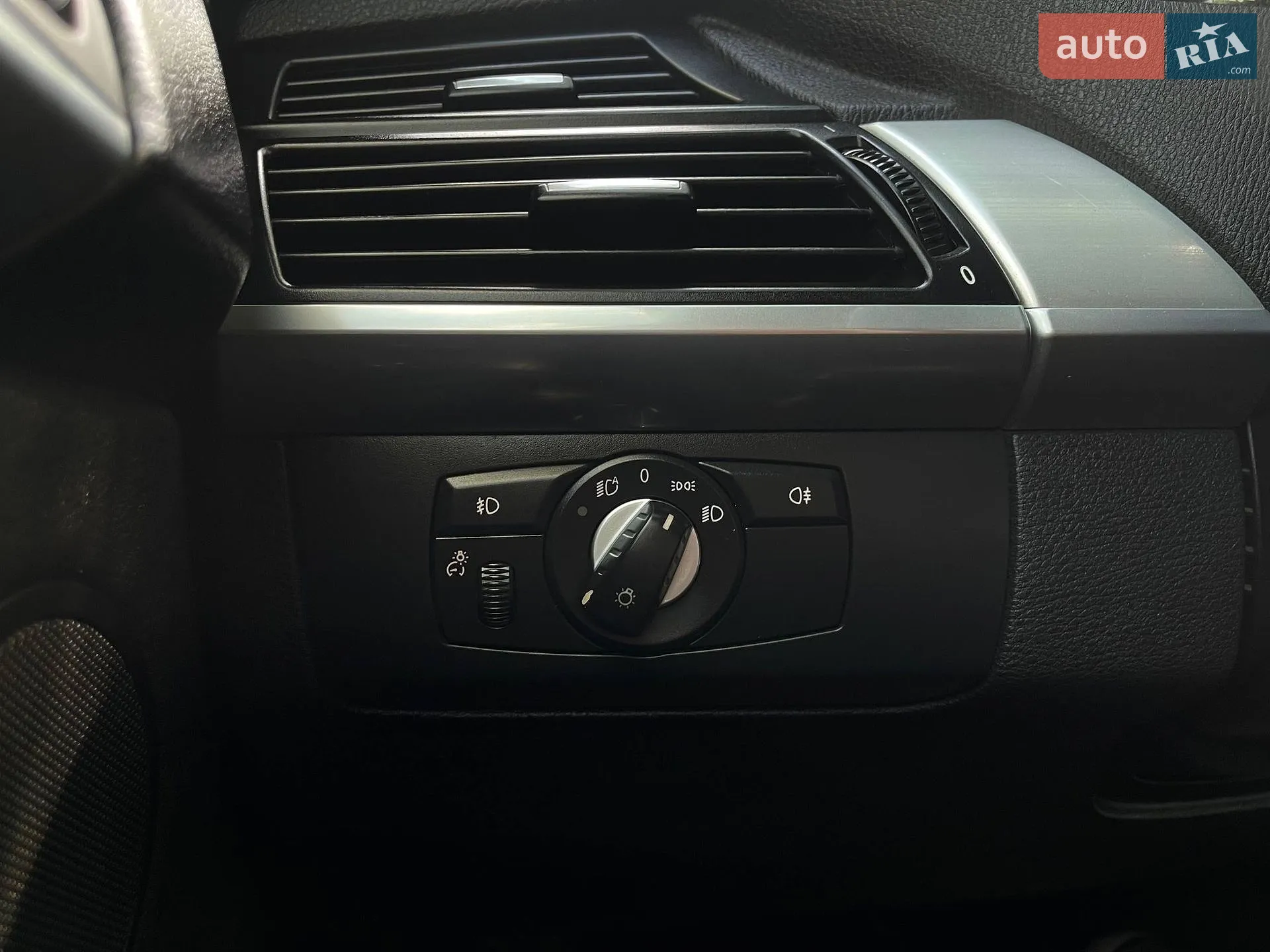 2010 BMW X5 - мініатюра 36