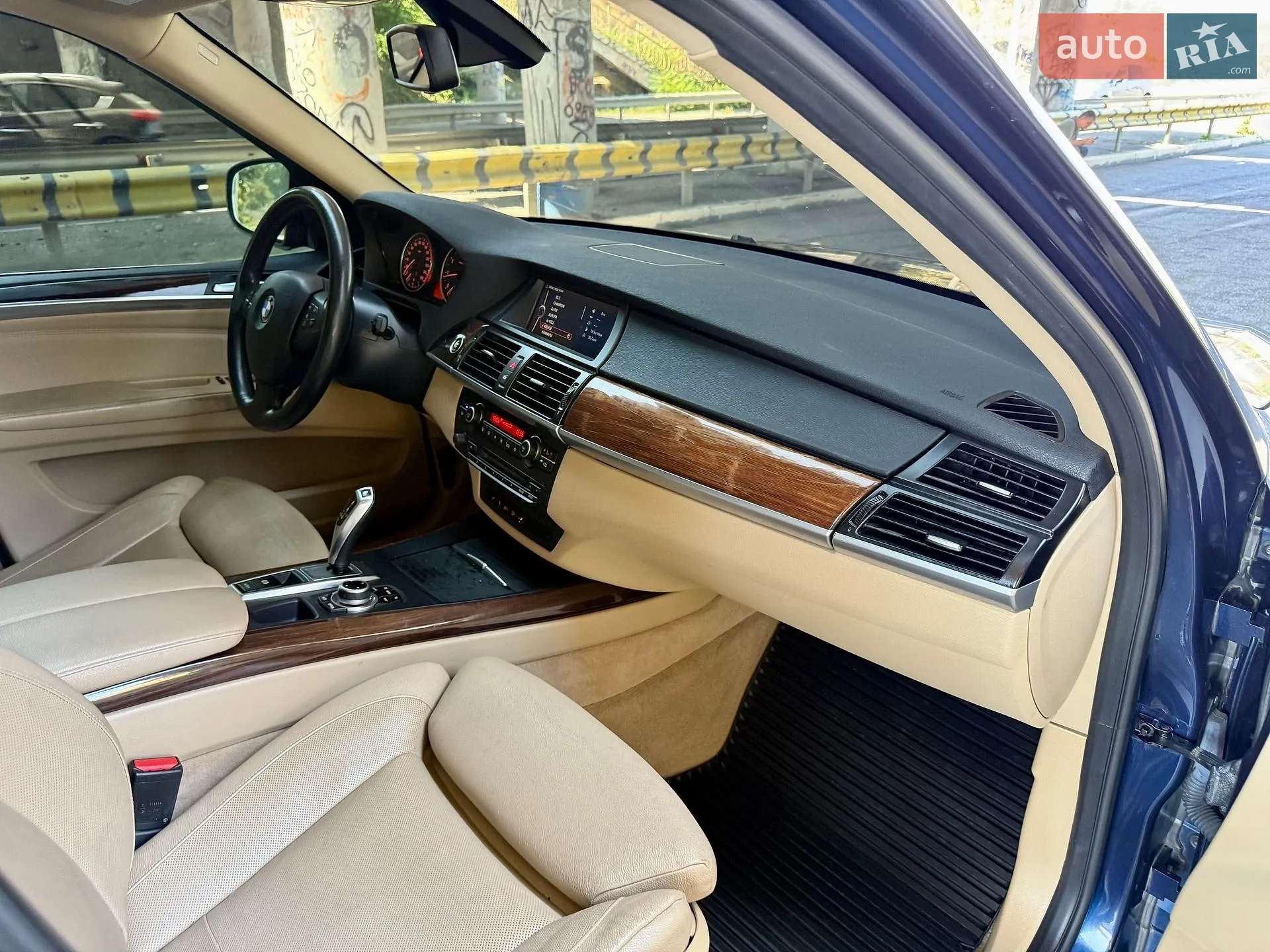 2010 BMW X5 - мініатюра 72