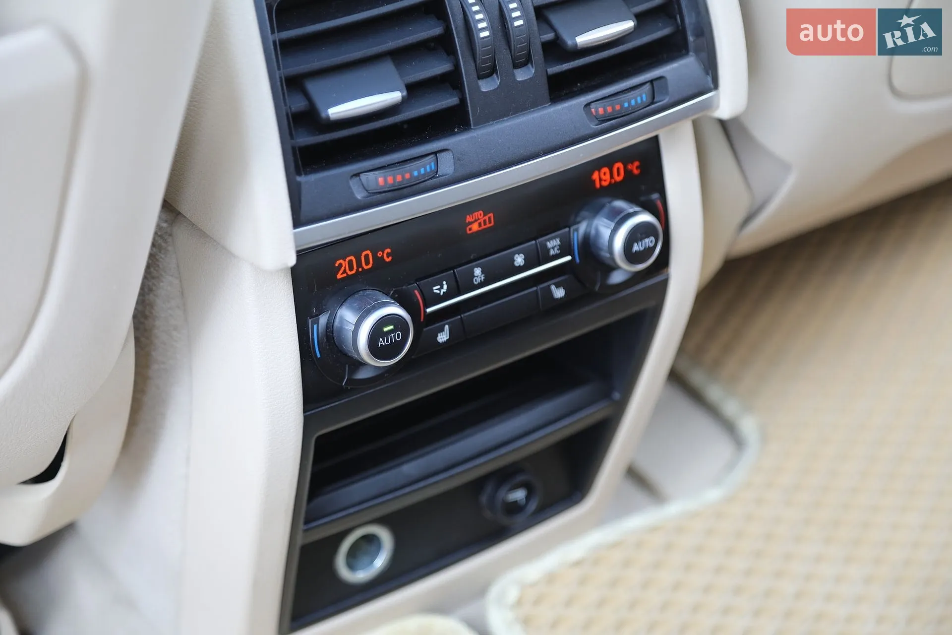 2015 BMW X5 - мініатюра 30