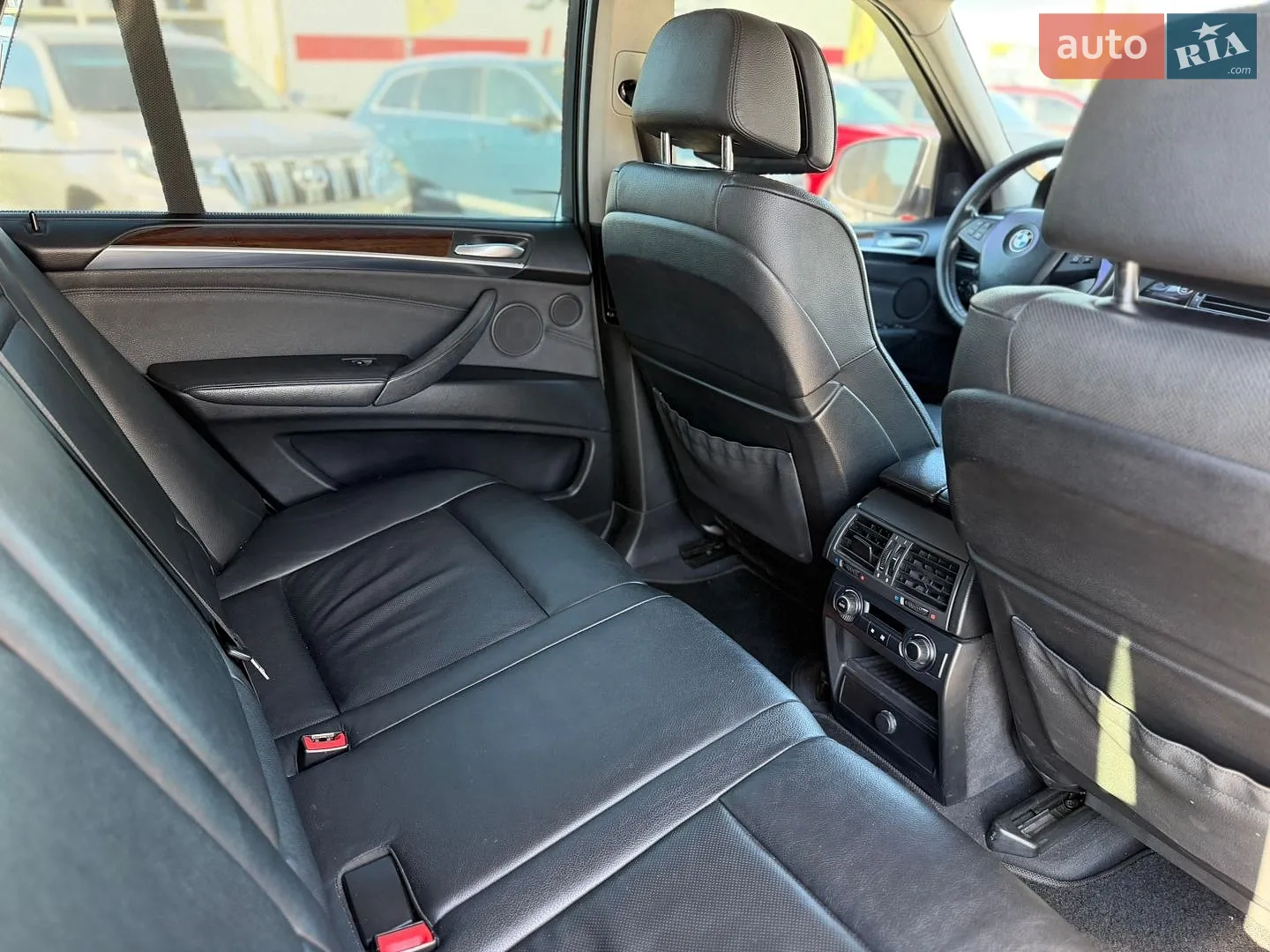 2010 BMW X5 - мініатюра 22
