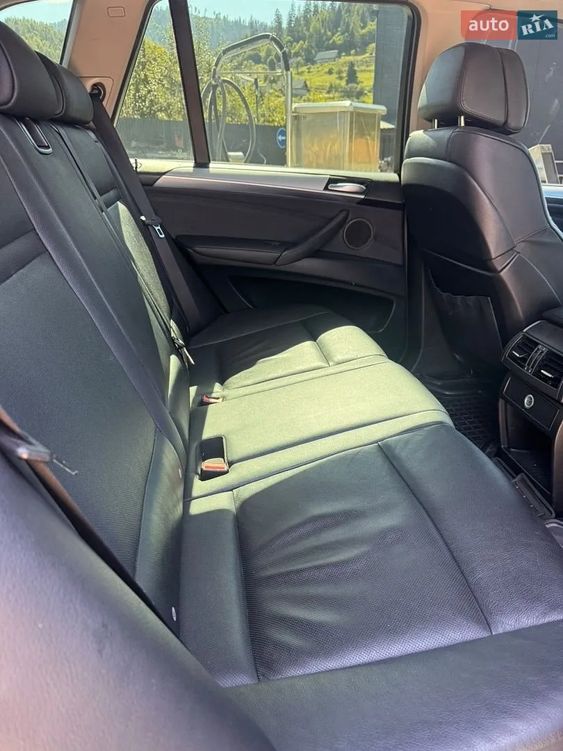 2010 BMW X5 - мініатюра 26
