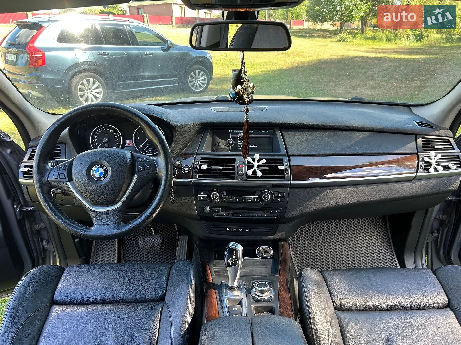 2010 BMW X5 - мініатюра 13