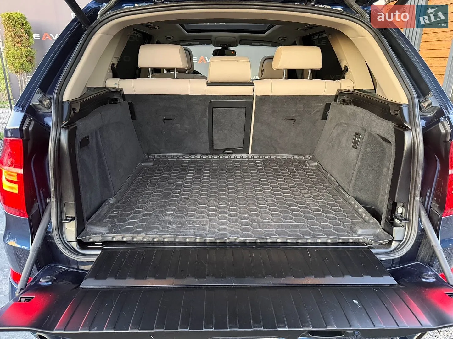 2011 BMW X5 - мініатюра 38